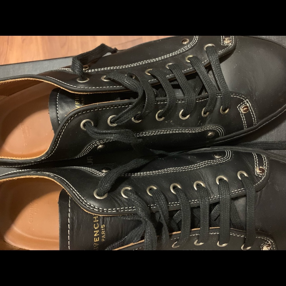 Givenchy Sneakers